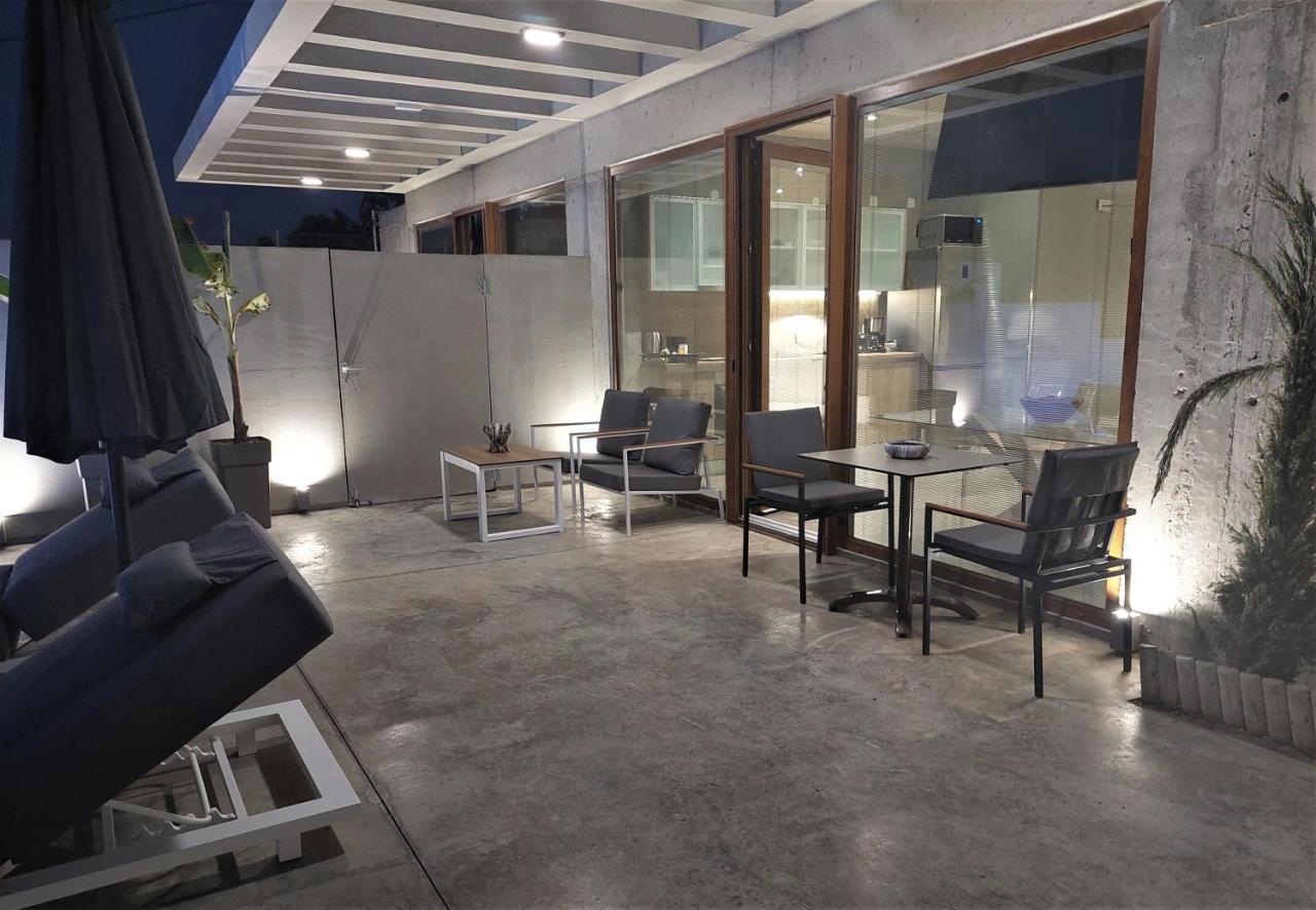 Marnos Luxury Villas كاميلاريون المظهر الخارجي الصورة